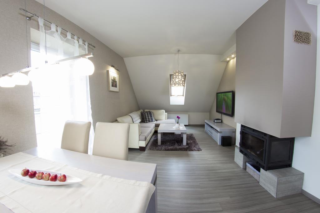 Modern Apartment Oświęcim Rom bilde